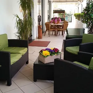 https://hotel-santini.emilia-romagnahotels.net