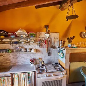 https://sotto-il-castello.hotelitalianriviera.com